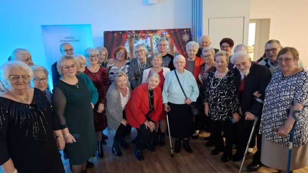 Zdjęcie grupowe Seniorów