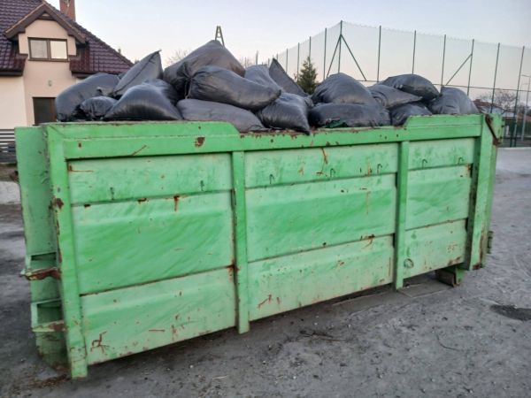 Kontener śmieci Lubicz